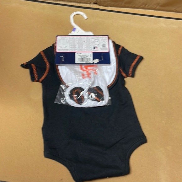 MLB San Francisco Giants three-piece set - Picture 5 of 11